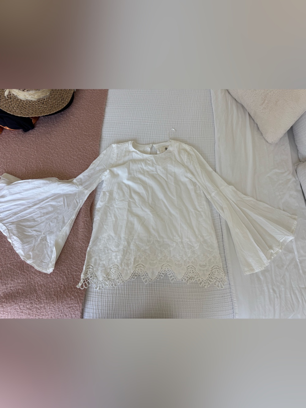 The Jetset Diaries White Lace-Hem Bell Sleeve Top